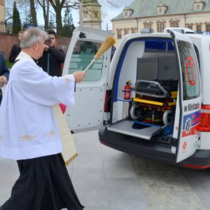 Nowy ambulans dla Hospicjum w Kielcach