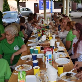 „W wolności pomagamy”. Wolontariusze hospicyjni z wizytą w Licheniu